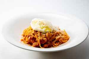 ブラータチーズとみやざわ和牛のボロネーゼ