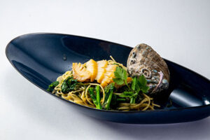 鮑とあおさ 房総磯の香パスタ